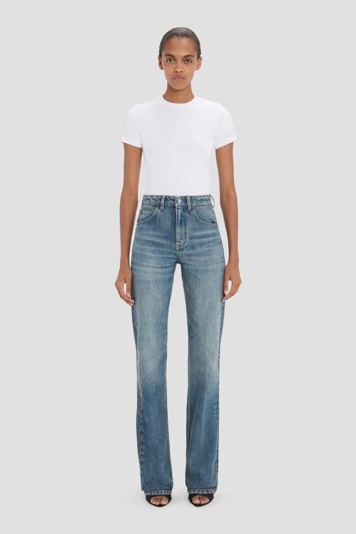 Julia Stretch Jean In Worn Blue Wash
